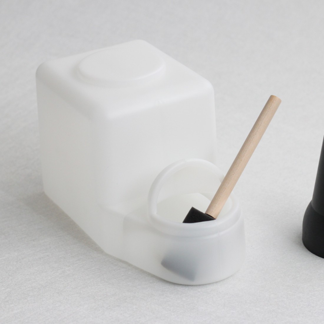 Glue, container, bottle, pot